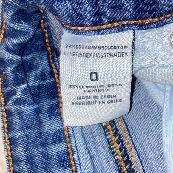 Almost Famous ripped flair jeans. Size 0, comfortable and stretchy material. - Picture 4 of 4